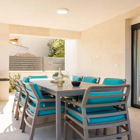 Sunset I With Private Pool And Beautiful Sea View * 비르브닉