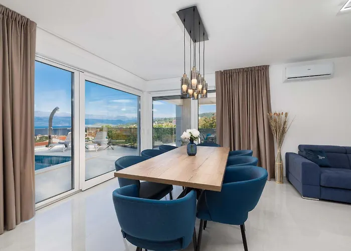 Sunset I With Private Pool And Beautiful Sea View