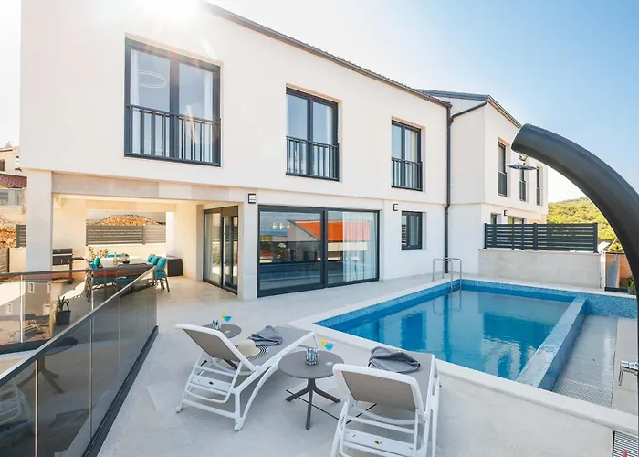Sunset I With Private Pool And Beautiful Sea View Willa Vrbnik (Primorje-Gorski Kotar)